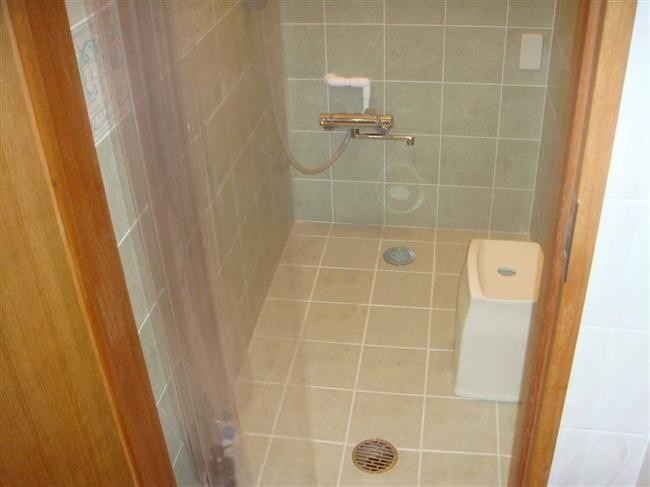 トイレをシャワ－室へ（リフォーム施工事例）を公開しました。 | 沖縄や那覇でリフォームするなら【株式会社 あうん工房】